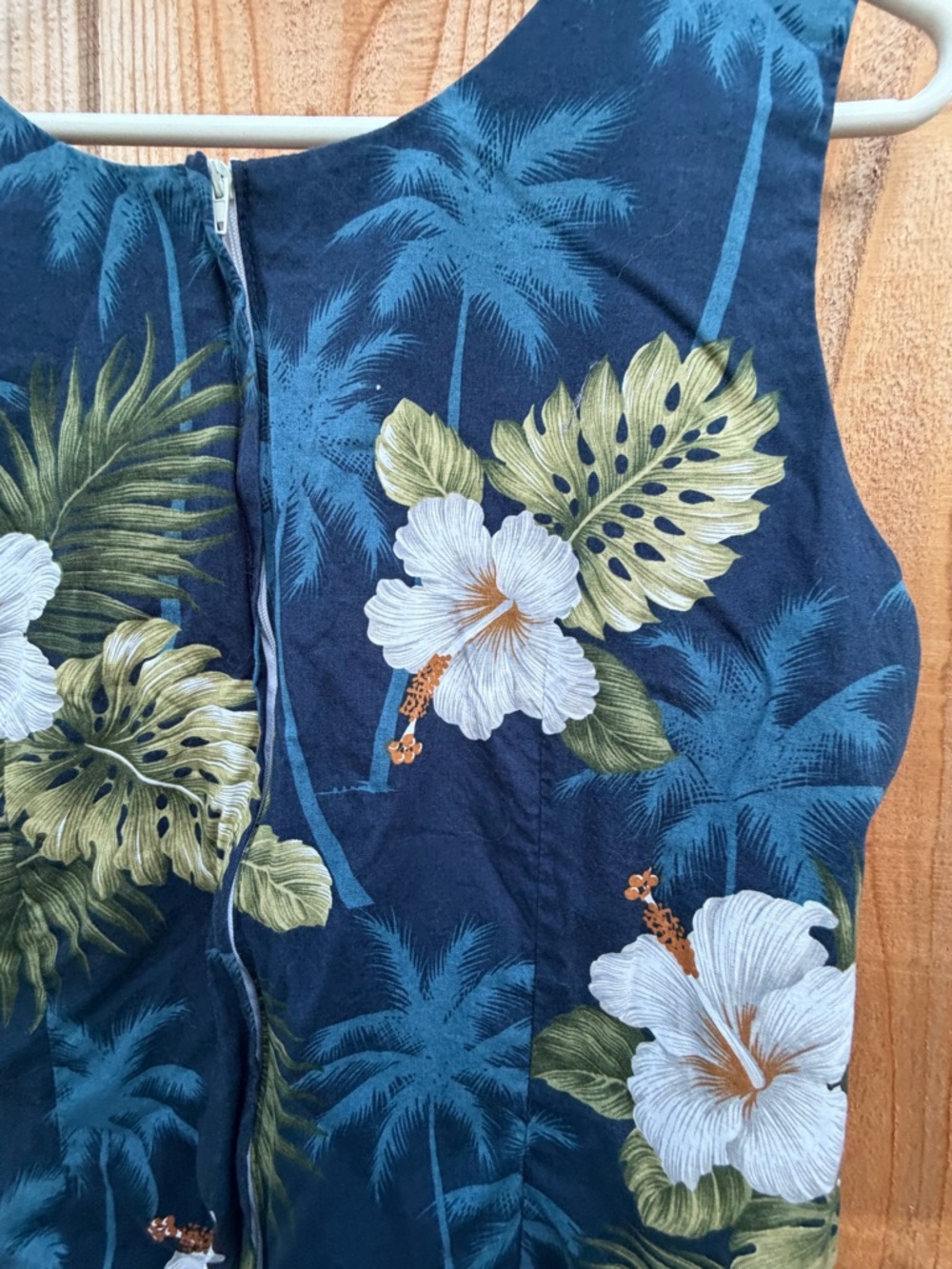 Pacific Legend Apparel Short Sleeveless Navy Hawaiian Dress - Picture 6 of 10